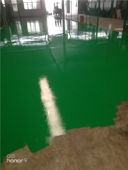 鸡冠下面我给你一份非常实用、地坪漆施工翻新